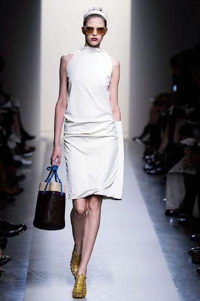 Look 29